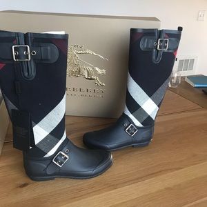 NWT Burberry Rain Boots